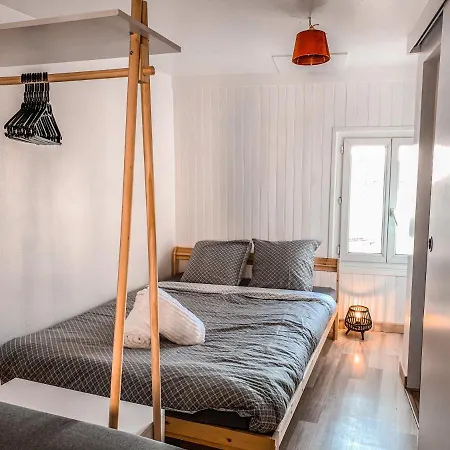 Charmant Studio Au Jardin Vert- Proche Centre Apartment *