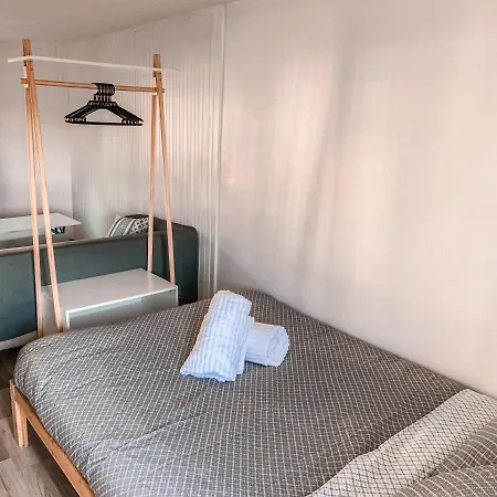 Charmant Studio Au Jardin Vert- Proche Centre Apartment Angouleme